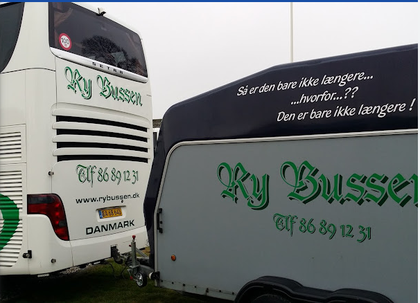Bus Med Hænger